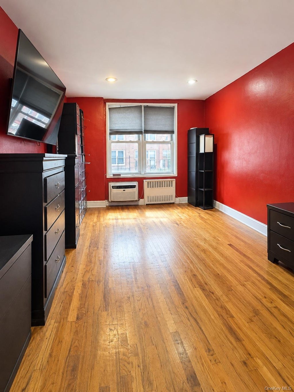 Photo of 86-16 60th Avenue #4Q, Elmhurst, NY 11373 (MLS # 1058972)