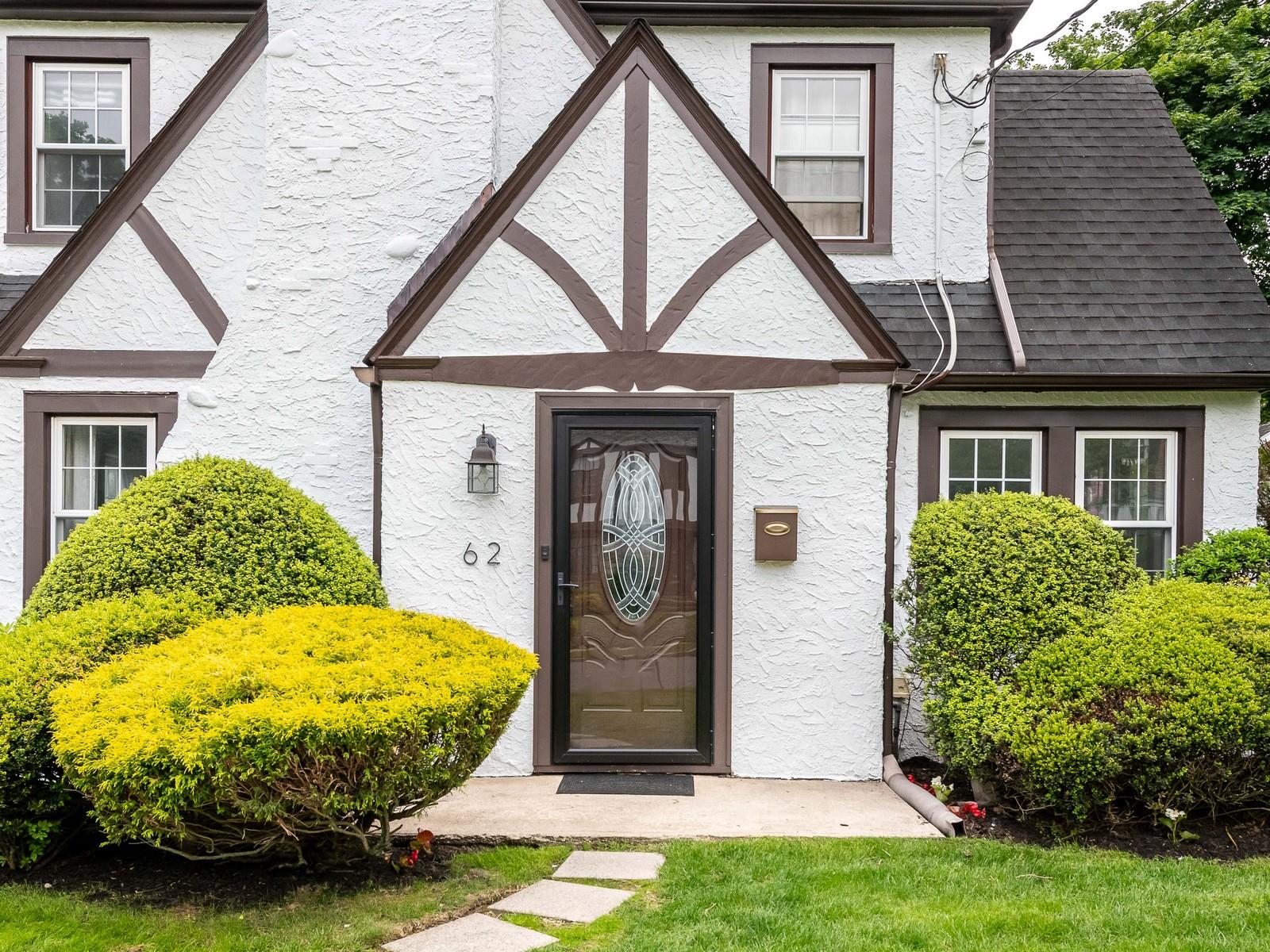 62 Webster Avenue