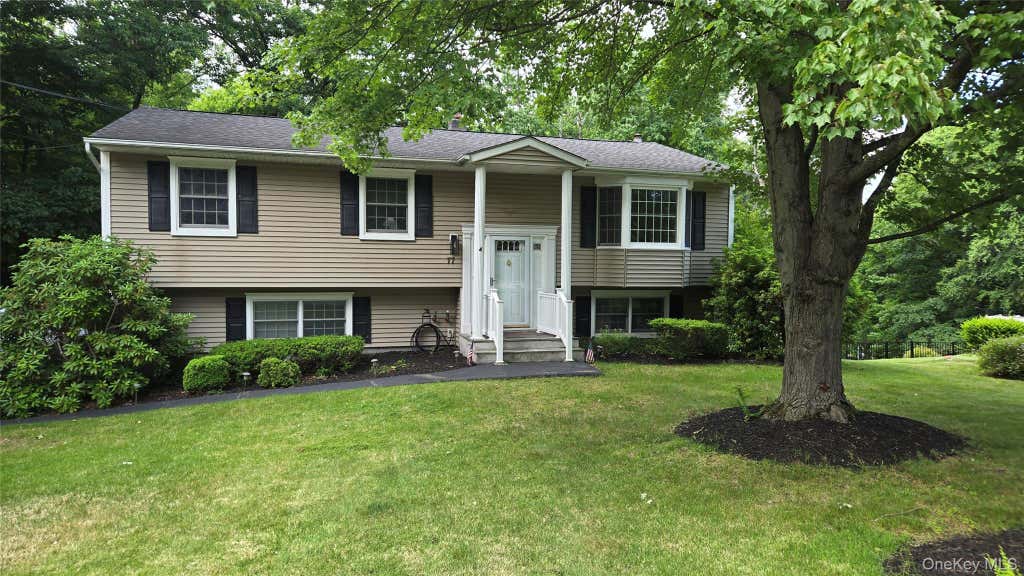 Photo of 77 Tulip Road, Mahopac, NY 10541 (MLS # 1012250)