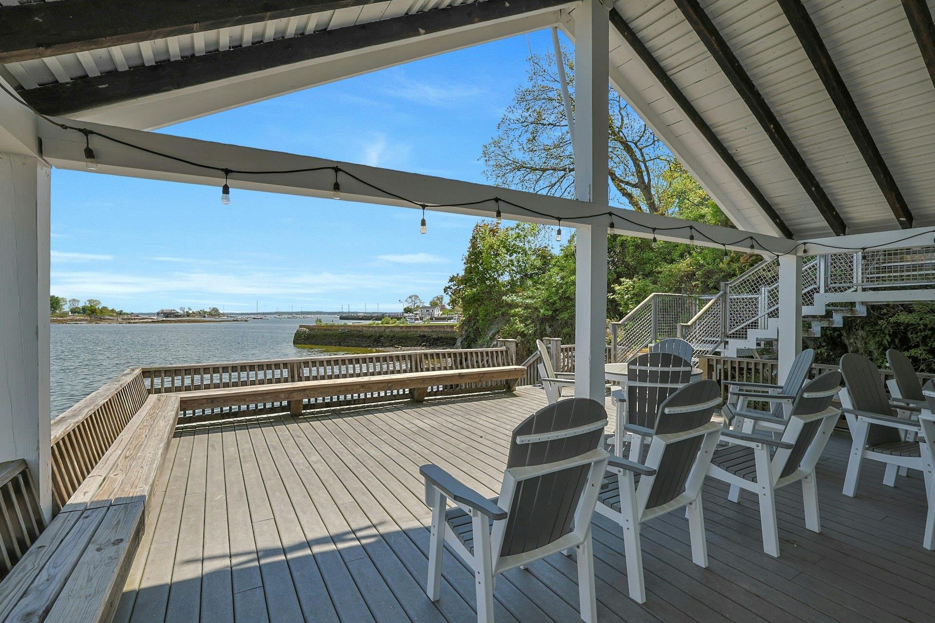 146 Sutton Manor Road, New Rochelle, New York image 25