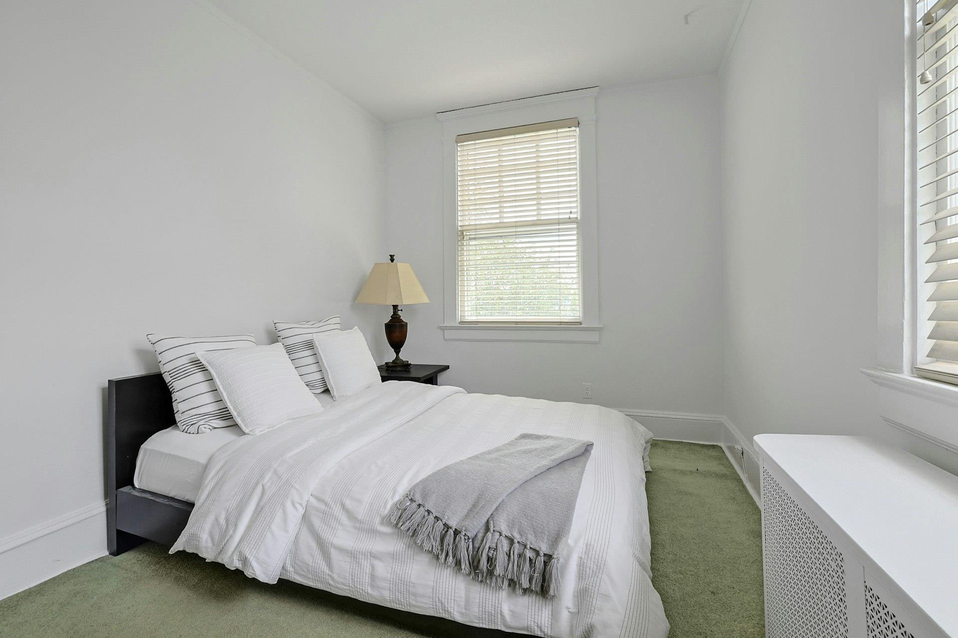 146 Sutton Manor Road, New Rochelle, New York image 15