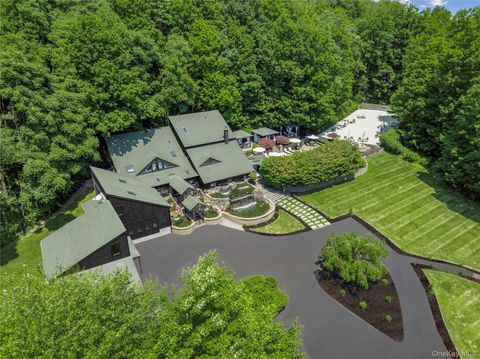 19 Greentree Lane Chester NY 10918