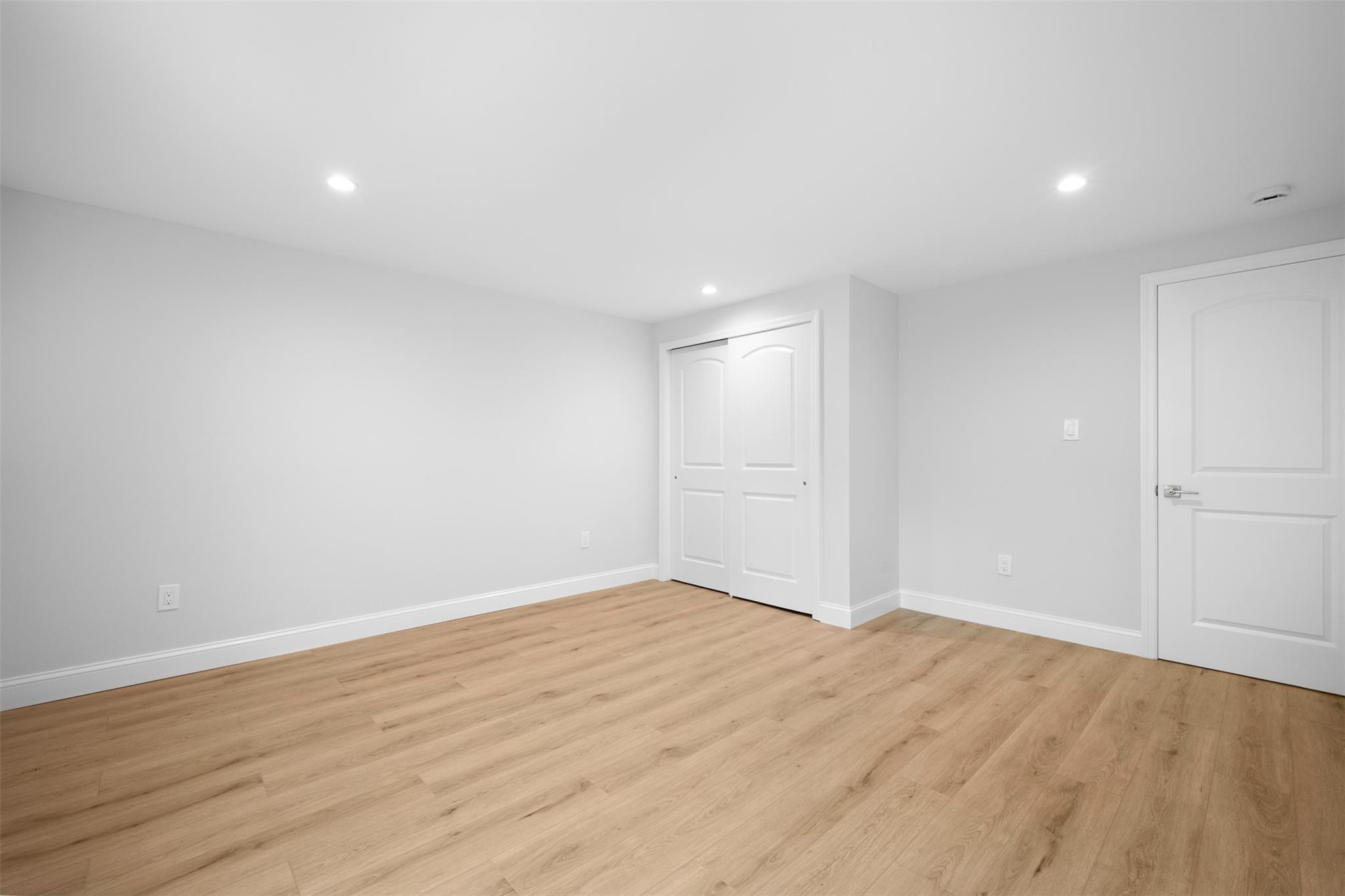 476 Daryl Drive, Medford, New York image 14