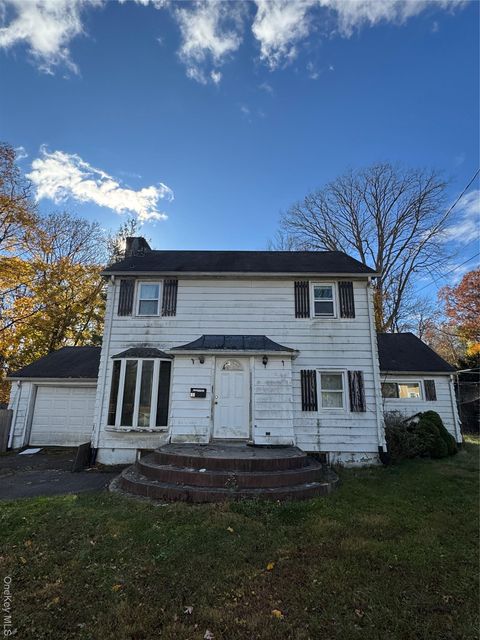 32 Weed Avenue Hawthorne NY 10532