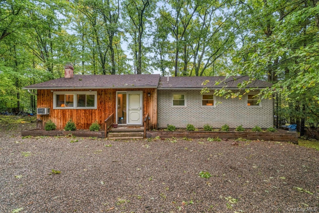 Photo of 14 Essex Street, Rock Hill, NY 12775 (MLS # 1057286)