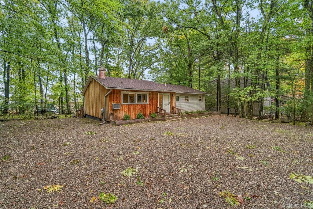 Photo of 14 Essex Street, Rock Hill, NY 12775 (MLS # 1057286)