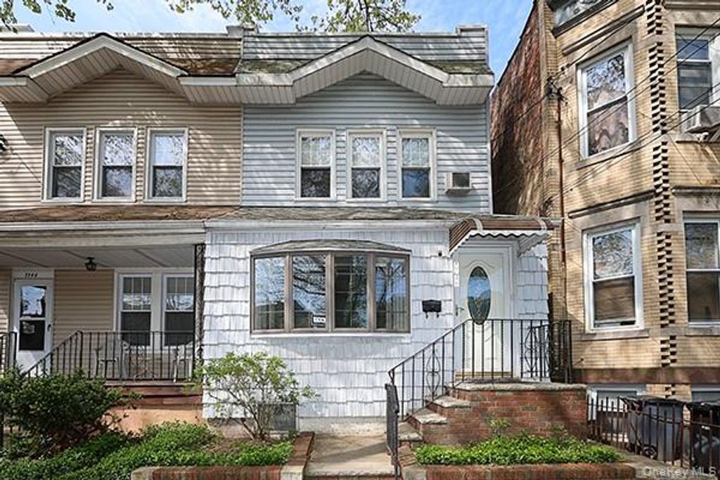 Photo of 7746 79th Place, Glendale, NY 11385 (MLS # 990444)