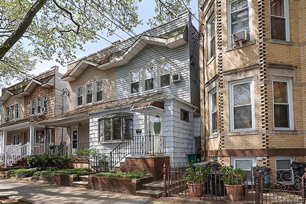 Photo of 7746 79th Place, Glendale, NY 11385 (MLS # 990444)