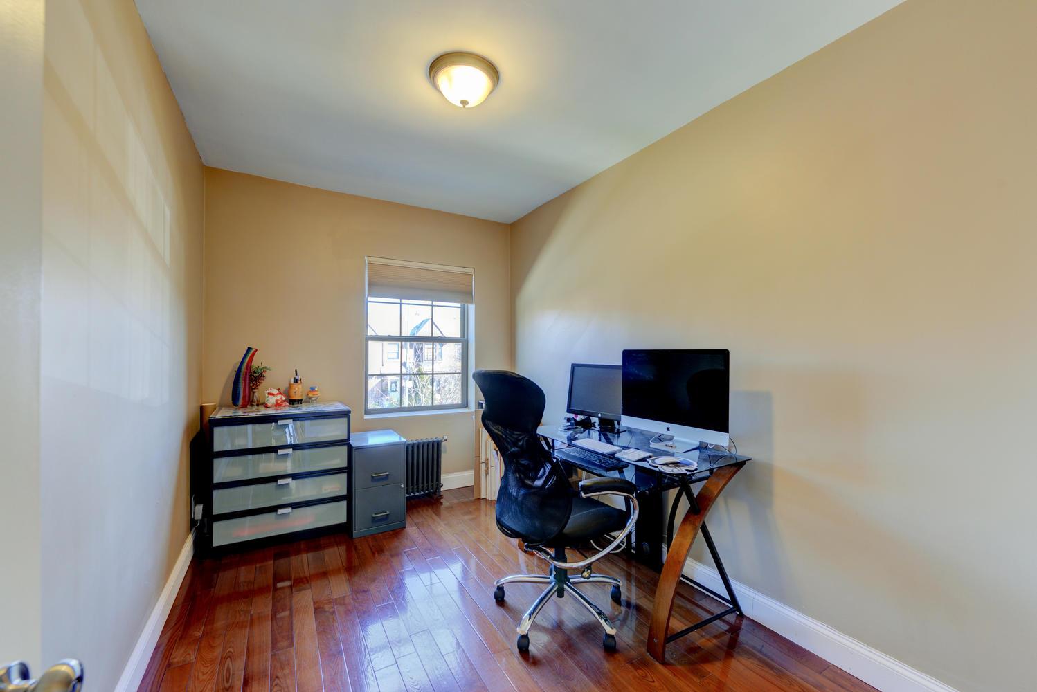 67-54 Groton Street, Forest Hills, New York image 23