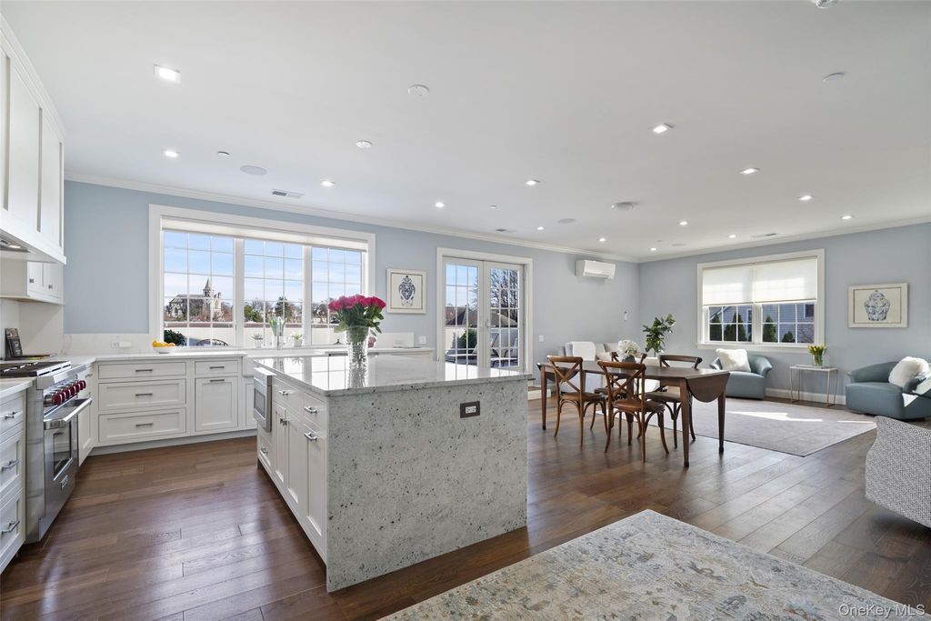 Photo of 100 Main Street #PH1, Tuckahoe, NY 10707 (MLS # 979305)