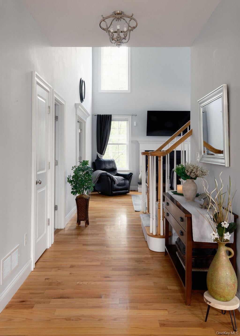 136 Stratford Drive