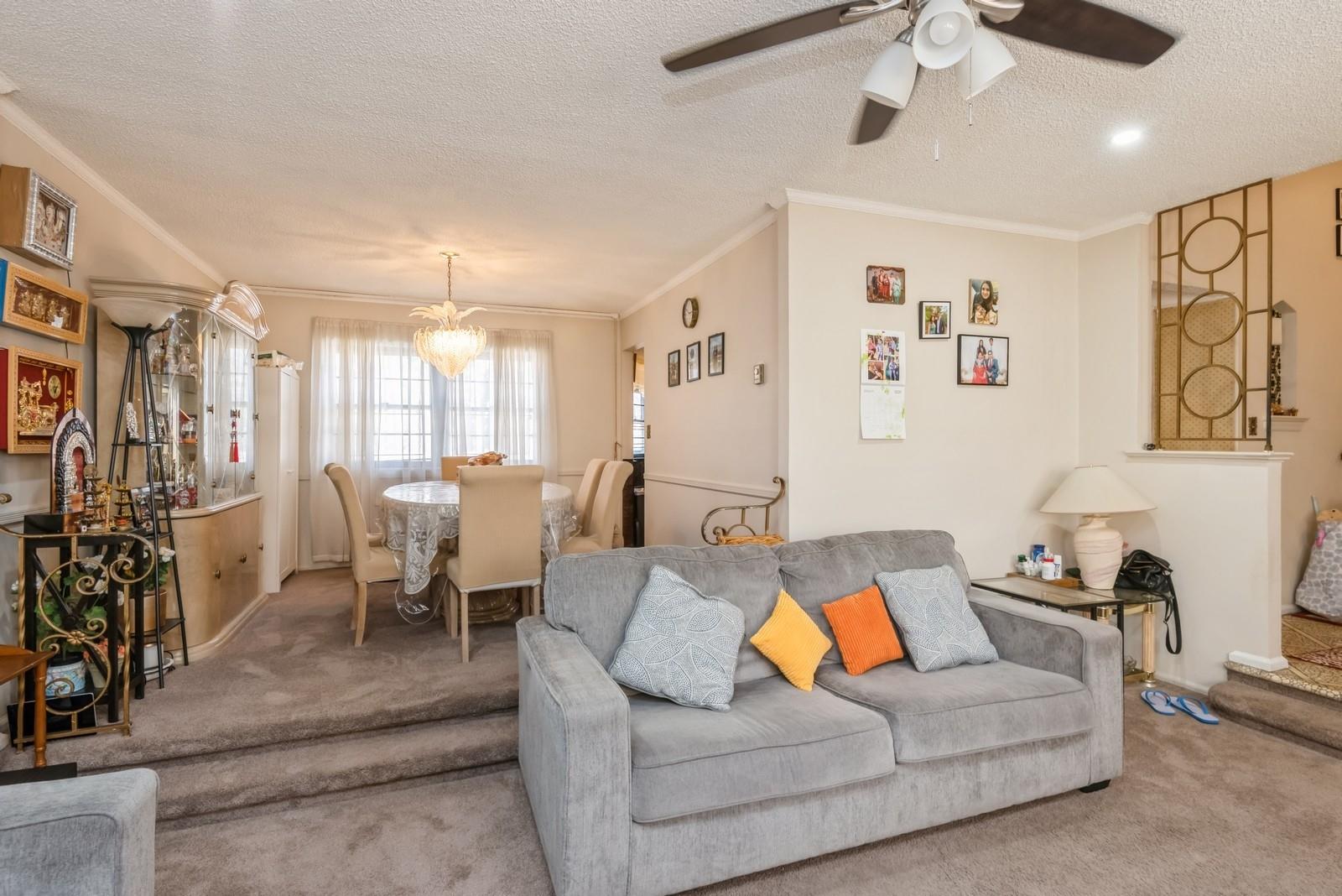 18 Chapin Road, Farmingdale, New York image 10