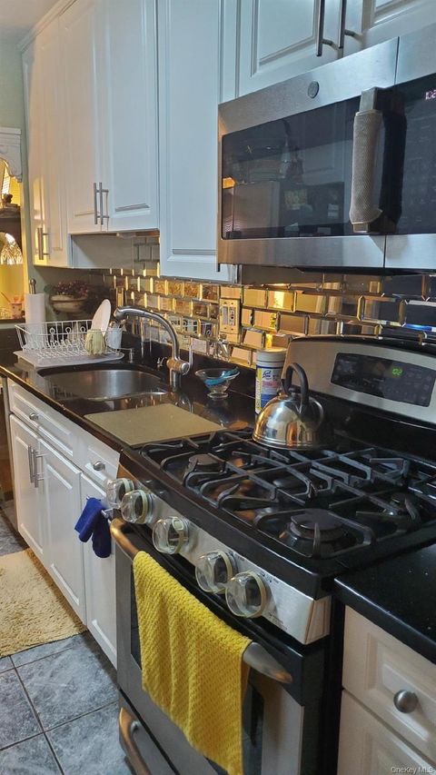 8509 151st Avenue 3N Howard Beach NY 11414