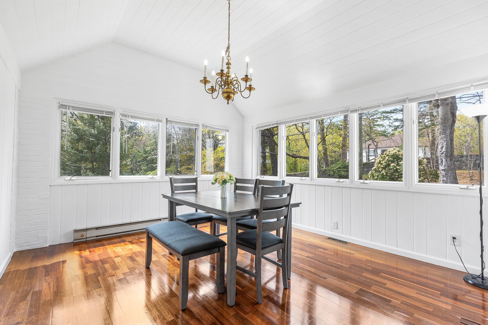 40 Brookby Road, Scarsdale, New York image 8