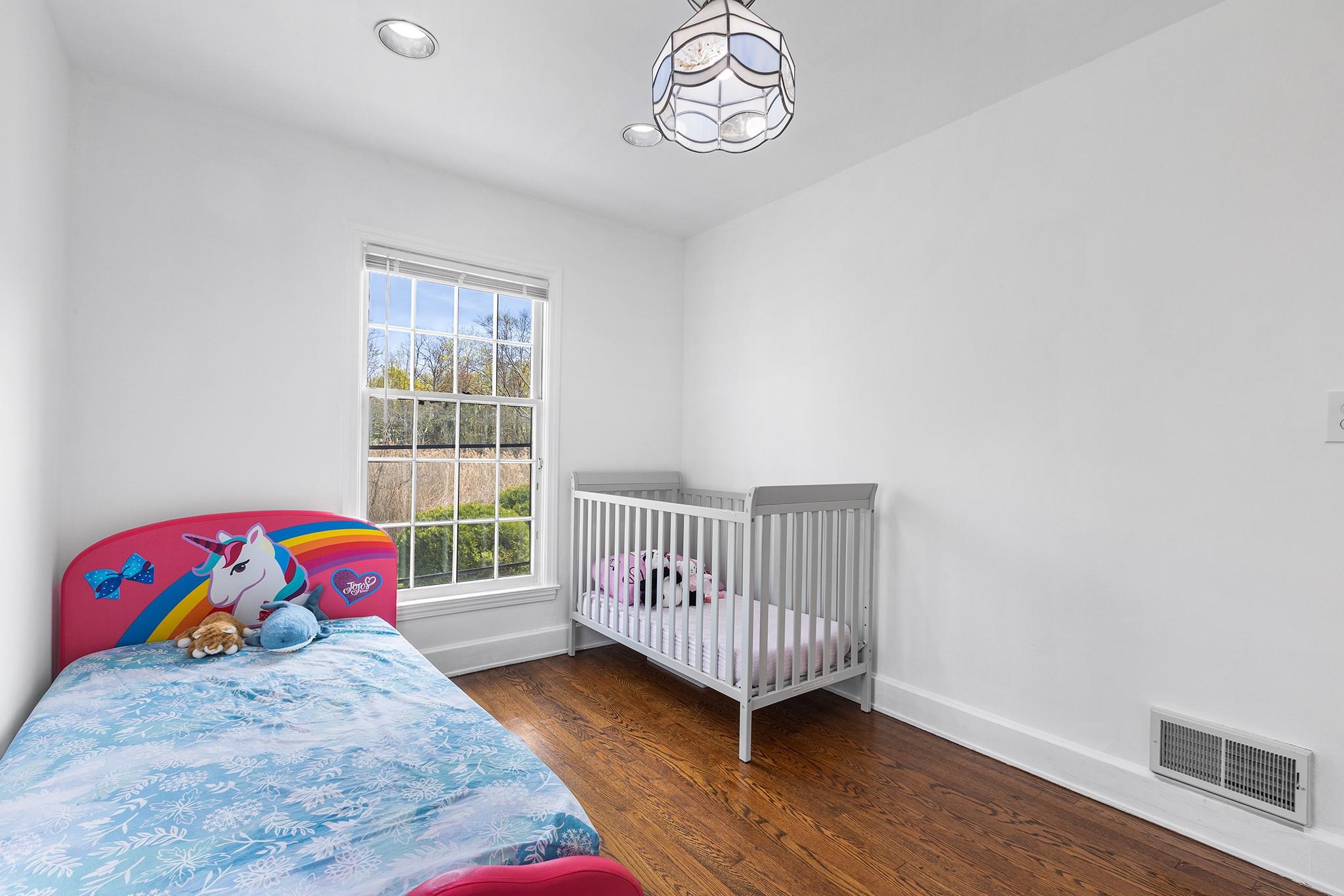40 Brookby Road, Scarsdale, New York image 15