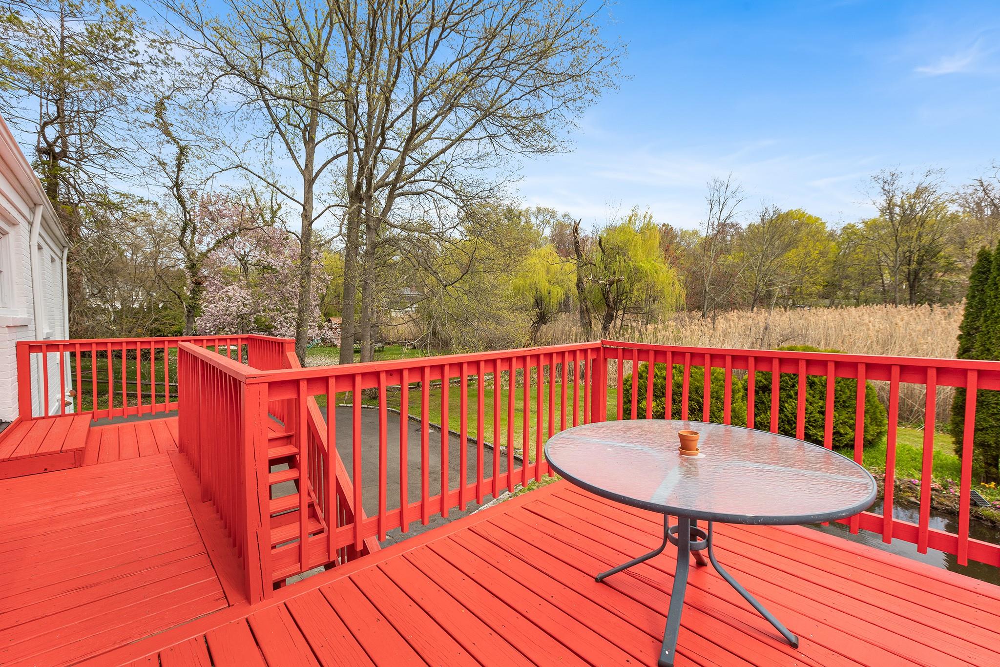 40 Brookby Road, Scarsdale, New York image 3