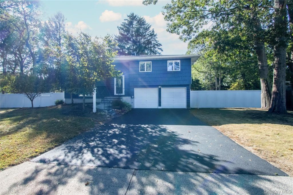 Photo of 26 Forest Avenue, Port Jefferson Station, NY 11776 (MLS # 919921)