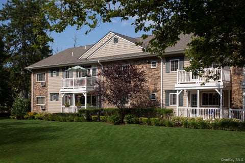 Apartment For Rent - 666 Veterans Highway #2-2F<br/> Suffolk County, Hauppauge, NY 11788