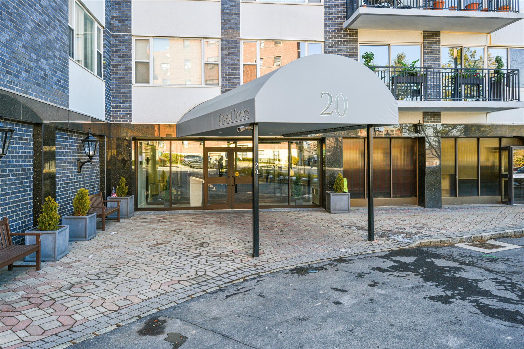 20 Old Mamaroneck Road #4L, White Plains, New York image 4