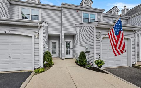 54 Leeward Court Port Jefferson NY 11777