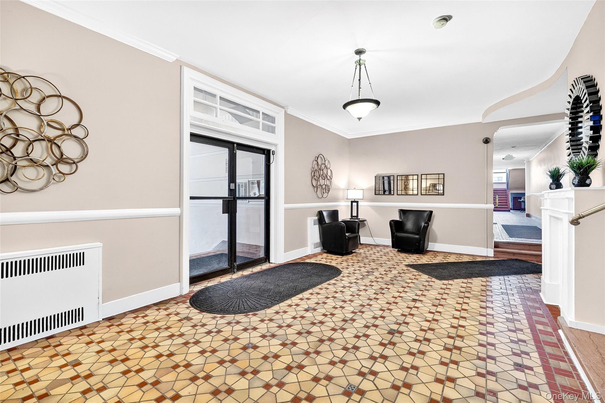 2 Greenridge Avenue 2P