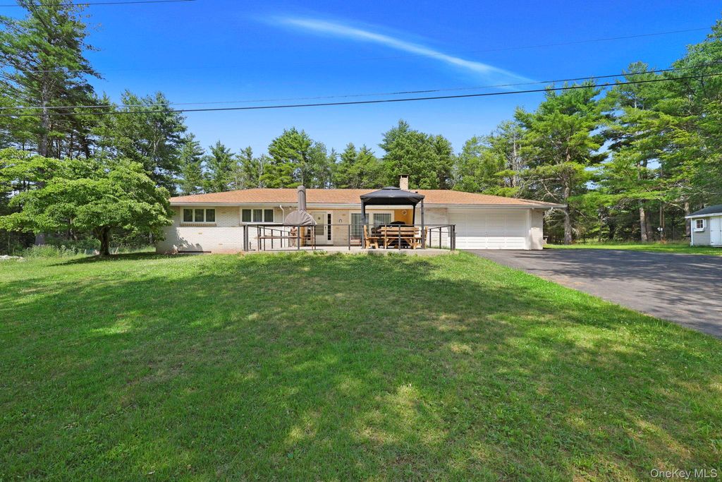 Photo of 35 Kroeger Road, Monticello, NY 12701 (MLS # 1022193)