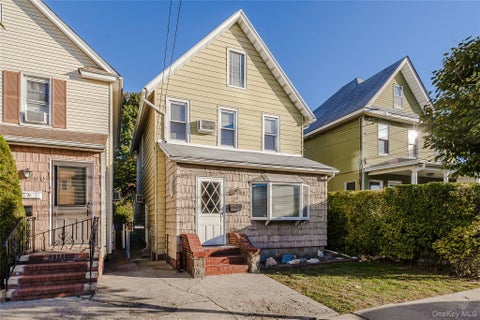 Apartment For Rent - 88 Searing Avenue<br/> Nassau County, Mineola, NY 11501