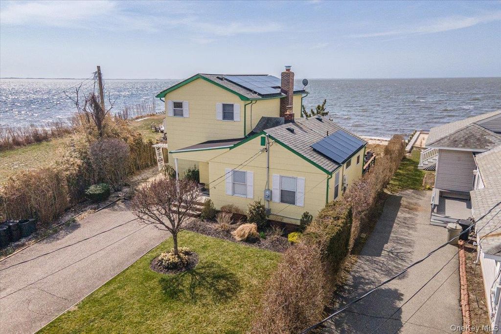 Photo of 2 Shore Road, East Patchogue, NY 11772 (MLS # 974717)