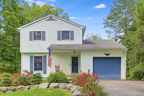 Homes For Sale - 50 Hillis Terrace<br/> Poughkeepsie, NY 12603
