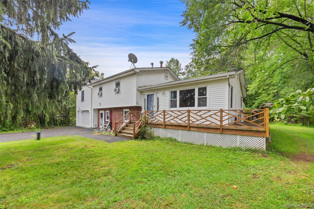 Photo of 121 Hammond Road, Thiells, NY 10984 (MLS # 1046955)