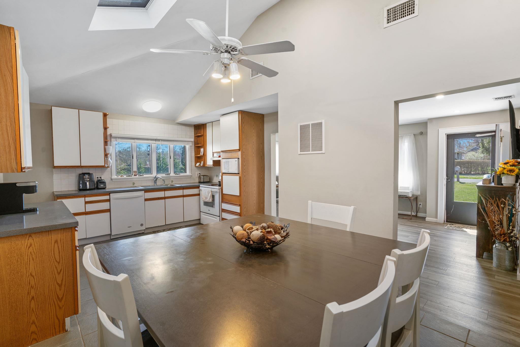 15 Reeves Road, Center Moriches, New York image 7