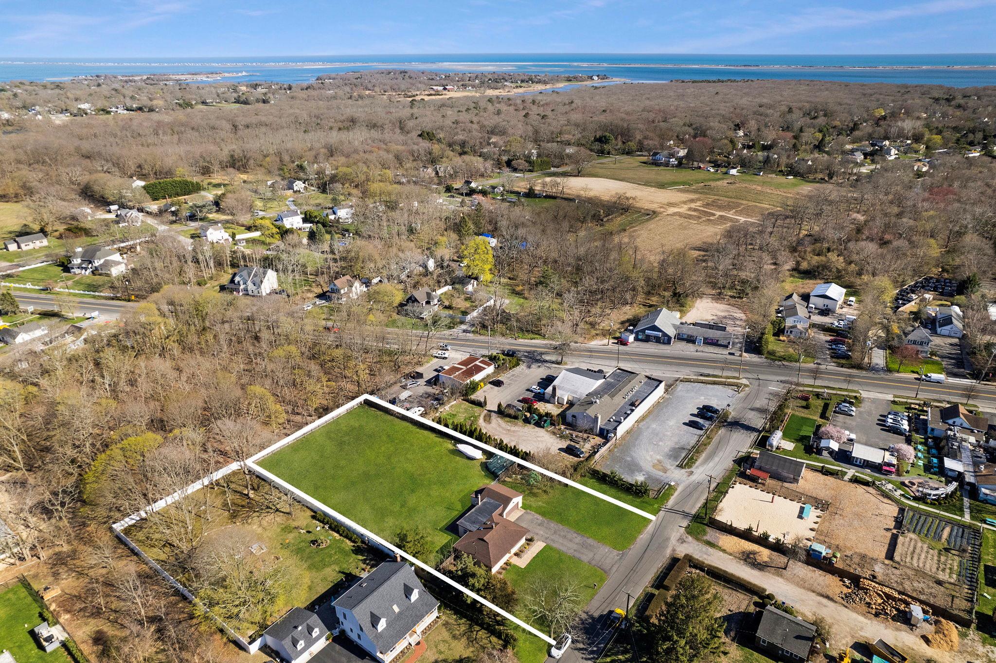 15 Reeves Road, Center Moriches, New York image 21