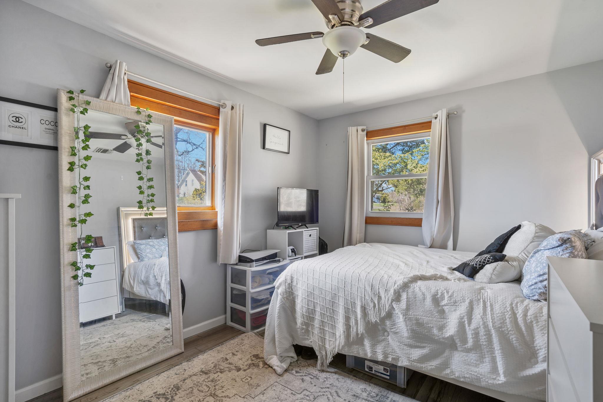 15 Reeves Road, Center Moriches, New York image 12