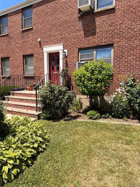 Homes For Sale - 16-14 160 St Street #689<br/> Whitestone, NY 11357