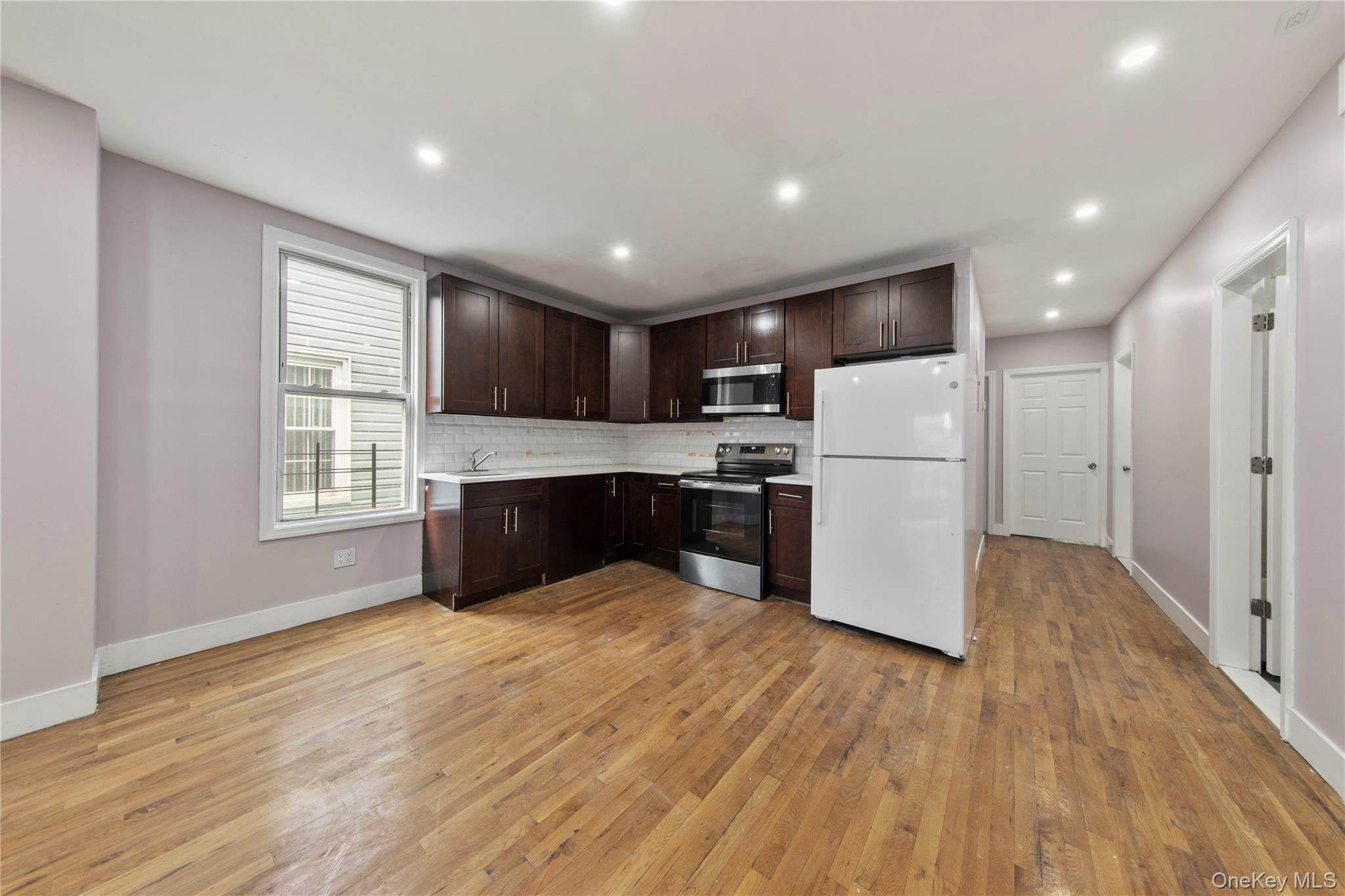 2707 Decatur Avenue