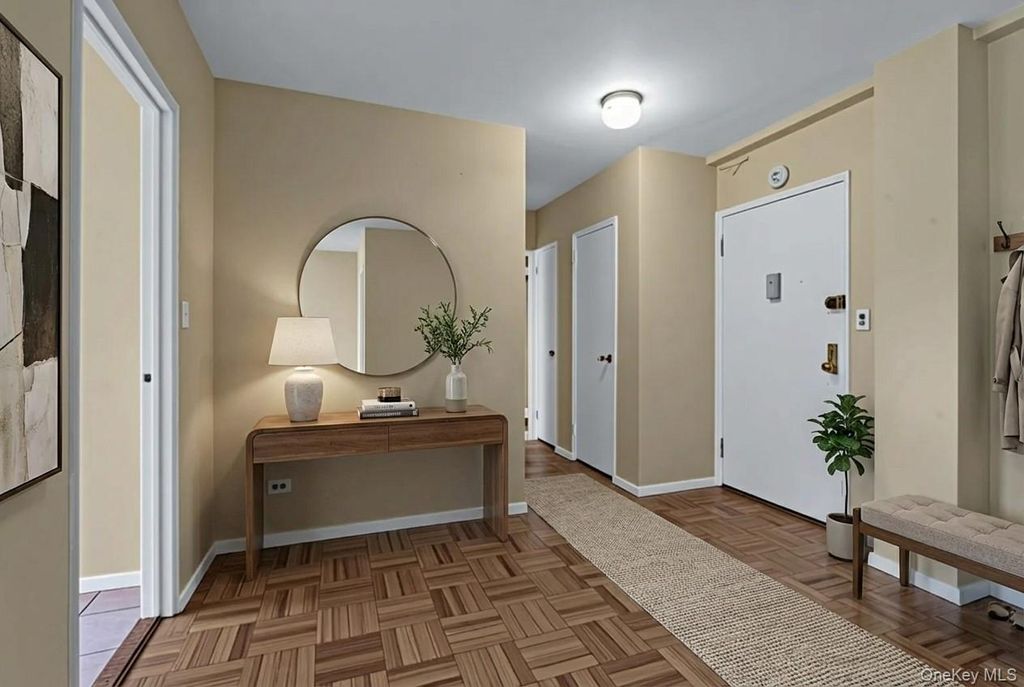 Photo of 5500 Fieldston Road #4II, Bronx, NY 10471 (MLS # 942707)