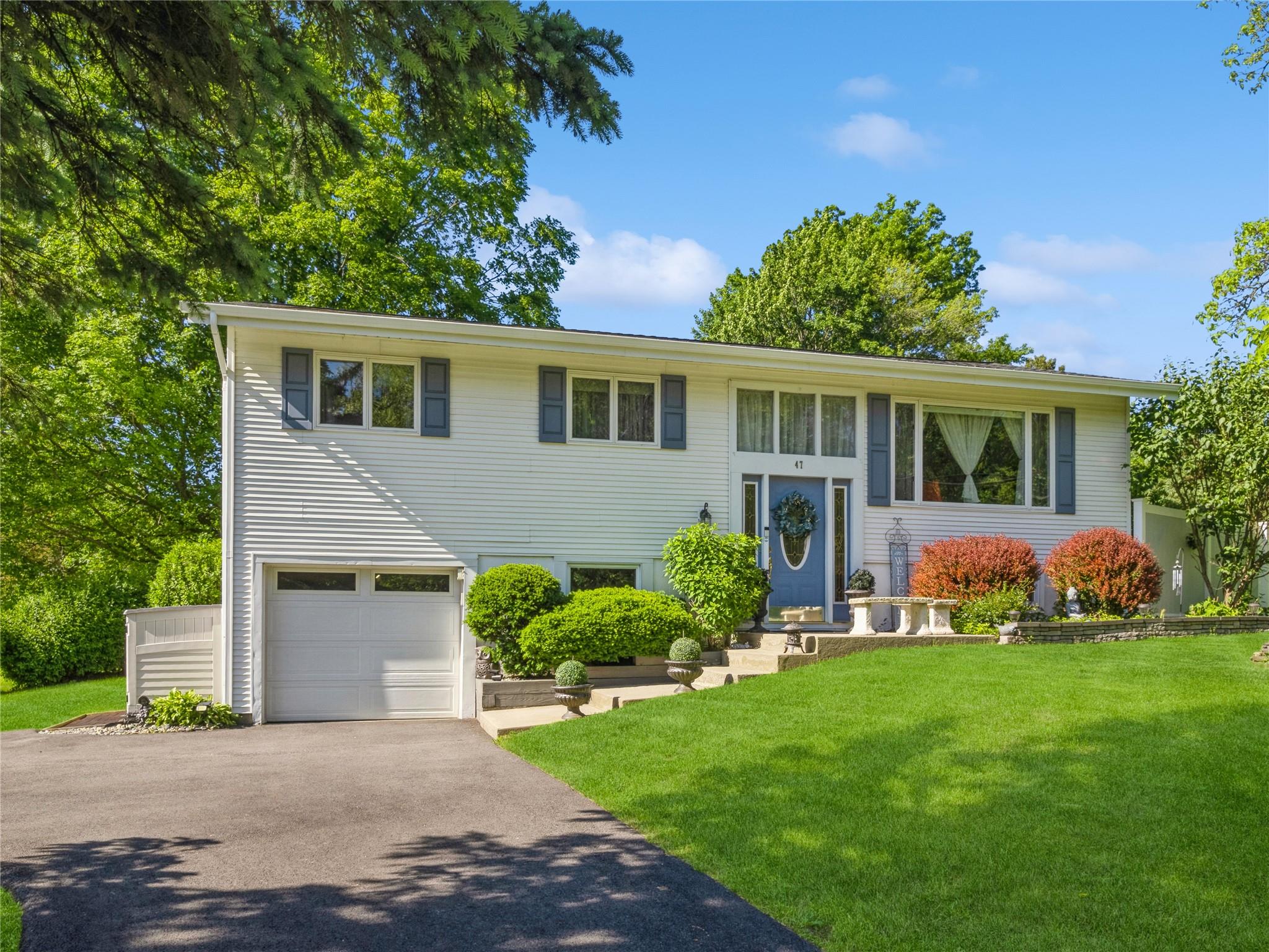 47 Wedgewood Road, Fishkill, New York image 1