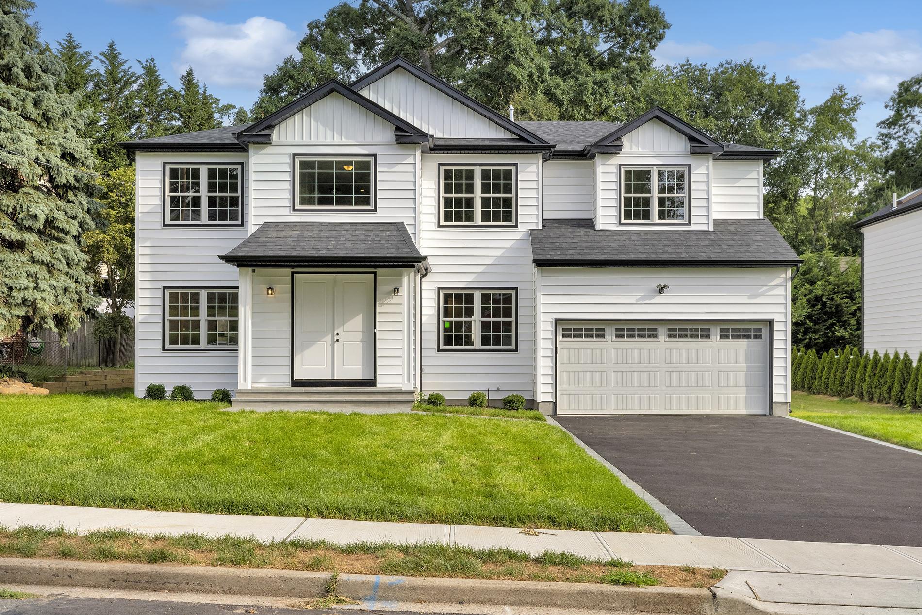 3 Westchester Avenue, Jericho, New York image 1