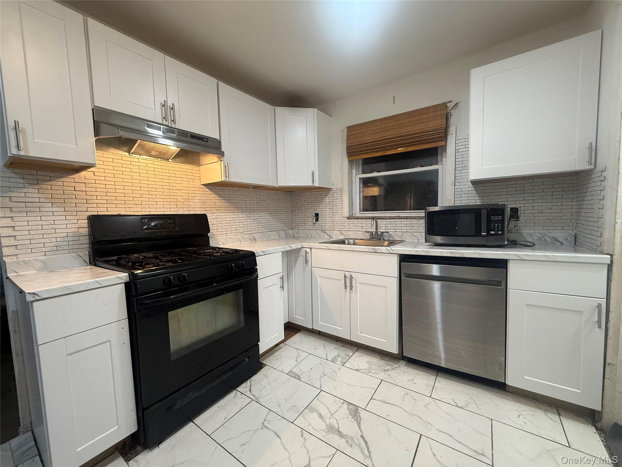 27 E Hamilton Avenue