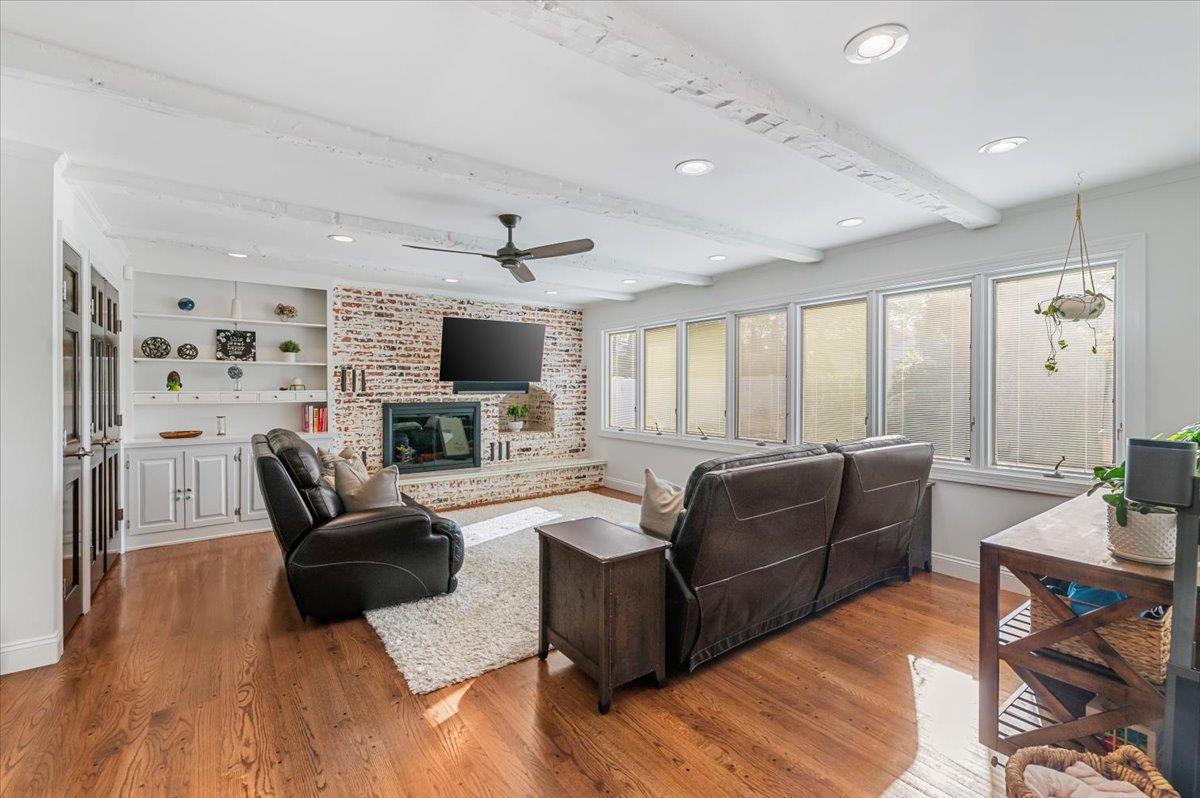 20 Greene Drive, Commack, New York image 16