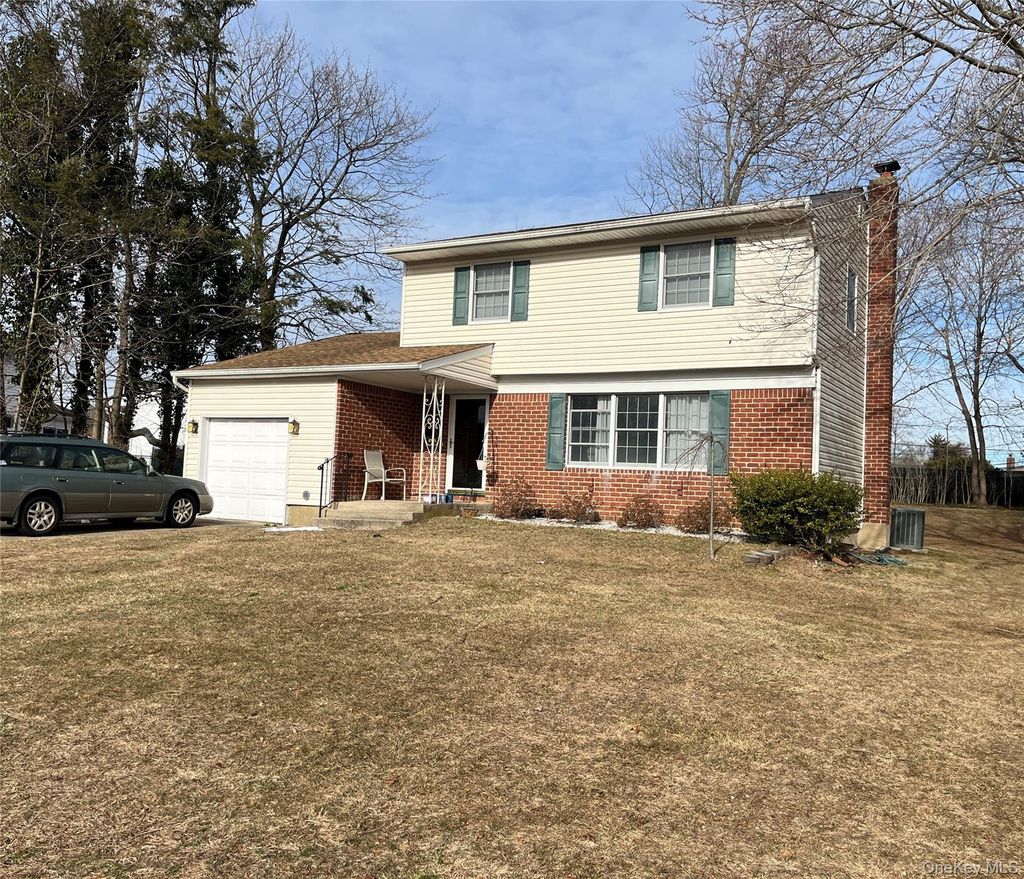 Photo of 37 Ashland Drive, Kings Park, NY 11754 (MLS # 954984)