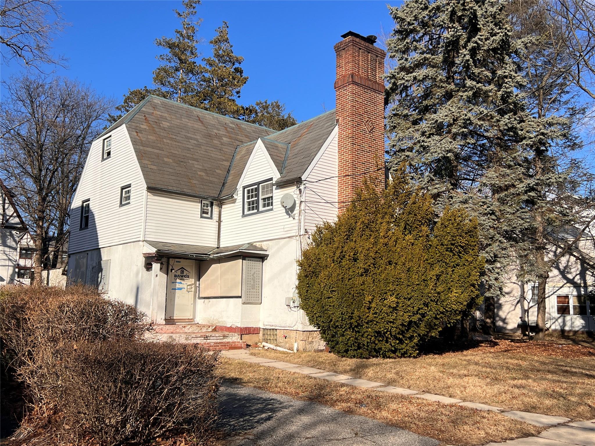 9 Watkins Place, New Rochelle, New York image 1