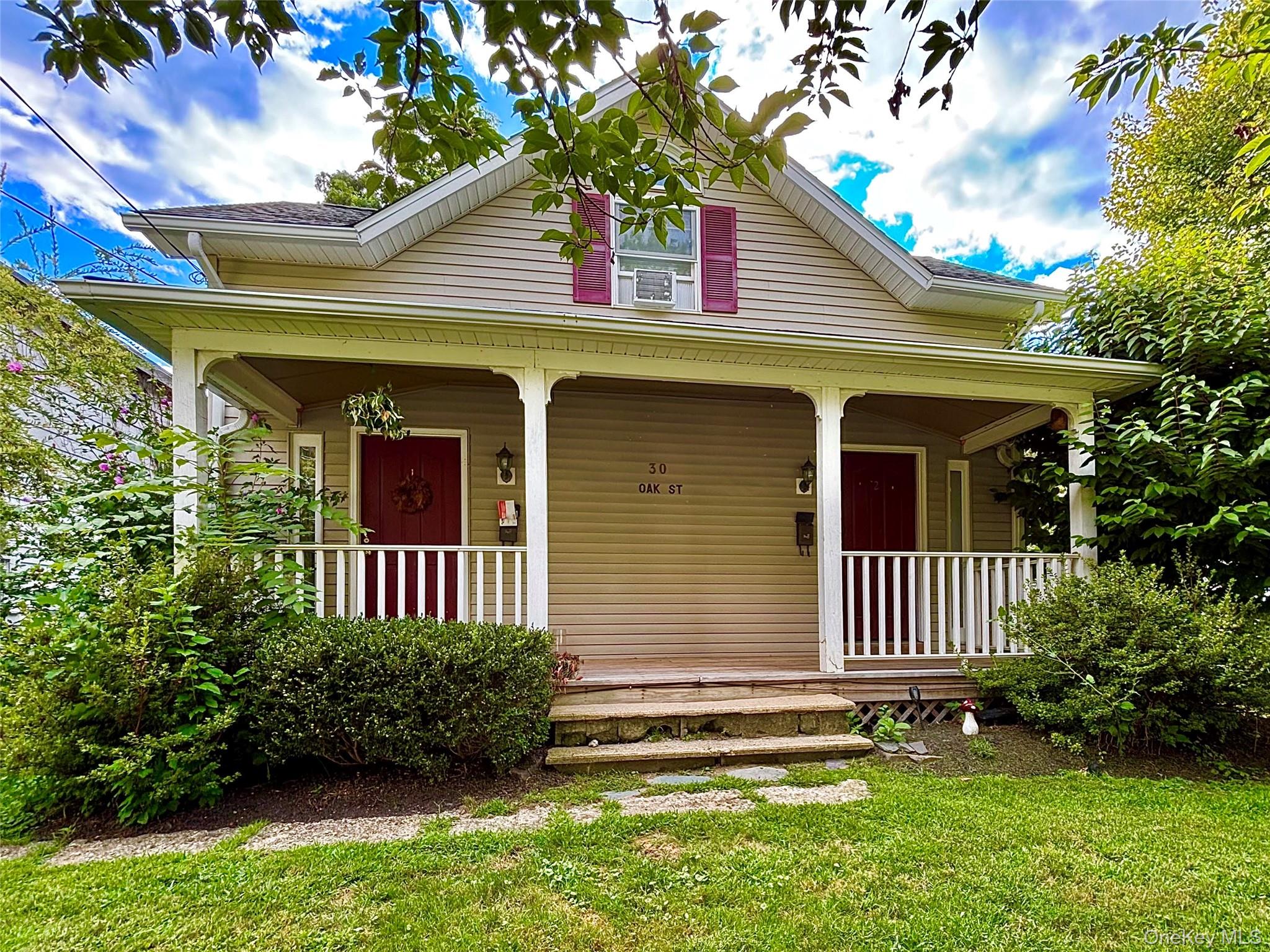Rhinebeck, New York 12572, United States, 2 Bedrooms Bedrooms, ,1 BathroomBathrooms,Residential,Active,205098