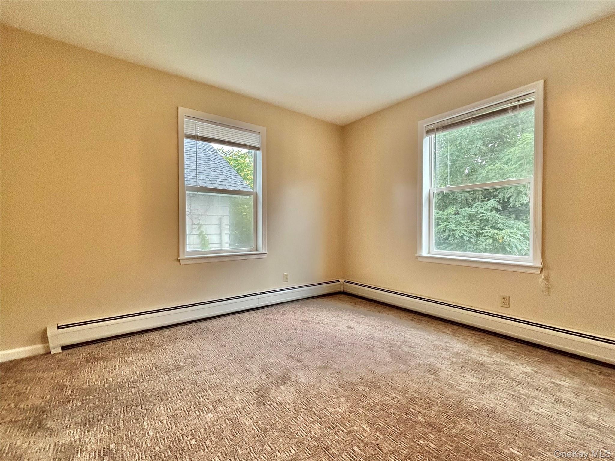 Rhinebeck, New York 12572, United States, 2 Bedrooms Bedrooms, ,1 BathroomBathrooms,Residential,Active,205098