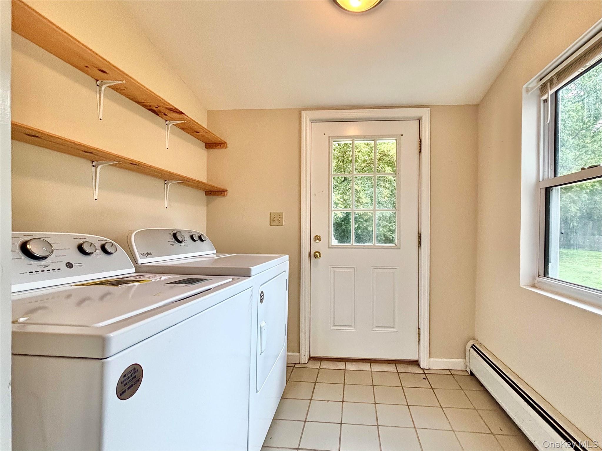 Rhinebeck, New York 12572, United States, 2 Bedrooms Bedrooms, ,1 BathroomBathrooms,Residential,Active,205098