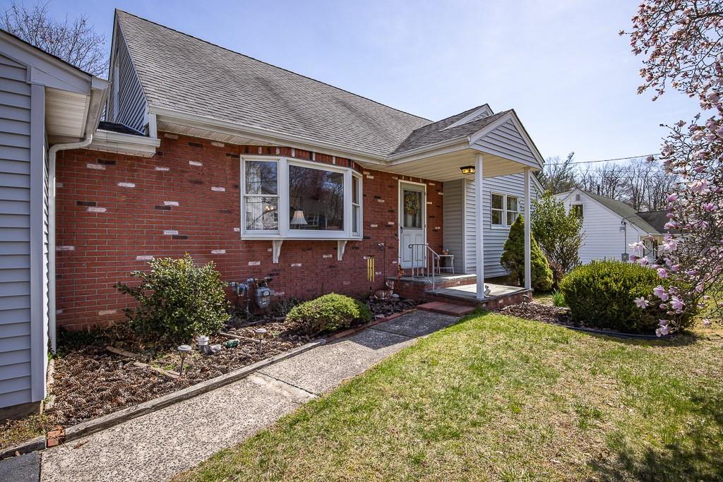 74 Cara Drive, Pearl River, New York image 9