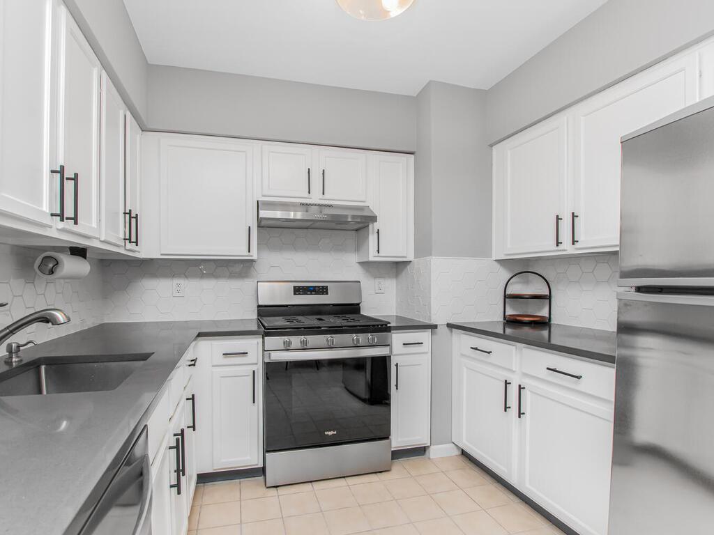 10 Bryant Crescent #2D, White Plains, New York image 6