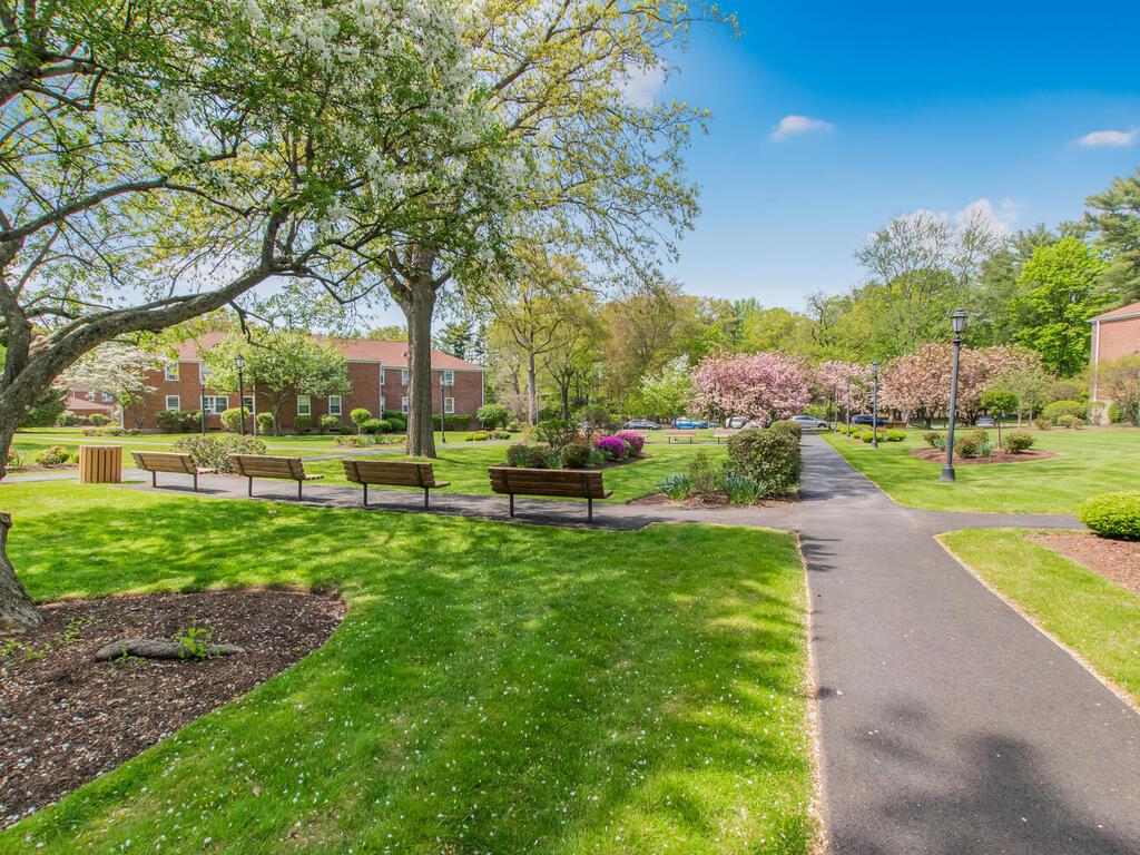 10 Bryant Crescent #2D, White Plains, New York image 18