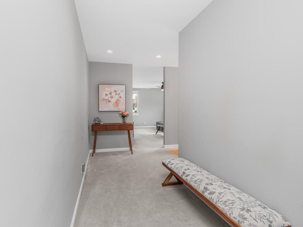 10 Bryant Crescent #2D, White Plains, New York image 4