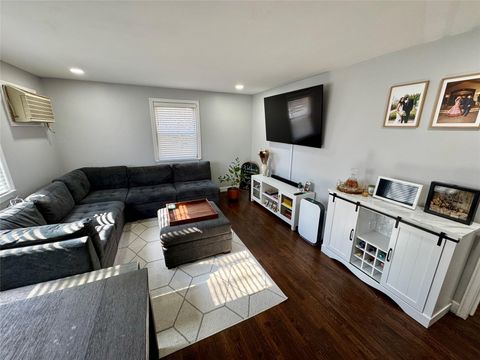 MLS: 825780